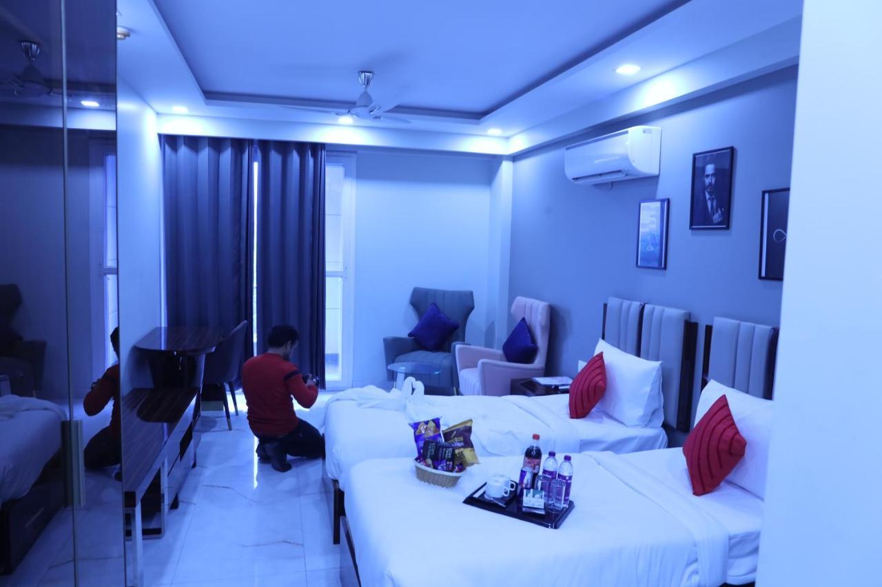 Vaabi Saabi Hotel 古尔冈 外观 照片
